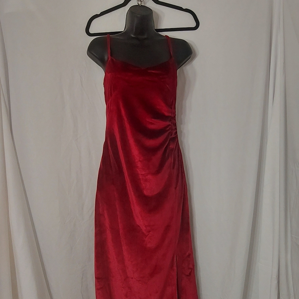 Red Tank Dress with Pockets - Picture 8 of 8